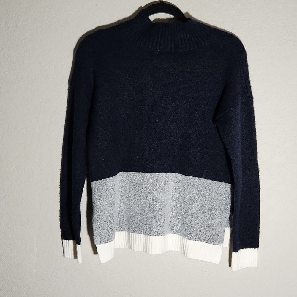 Fresh Sweater Womenssize M navy blue gray white color block Medium - Picture 3 of 10